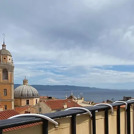 T2 Historic Center Ajaccio Apartment *